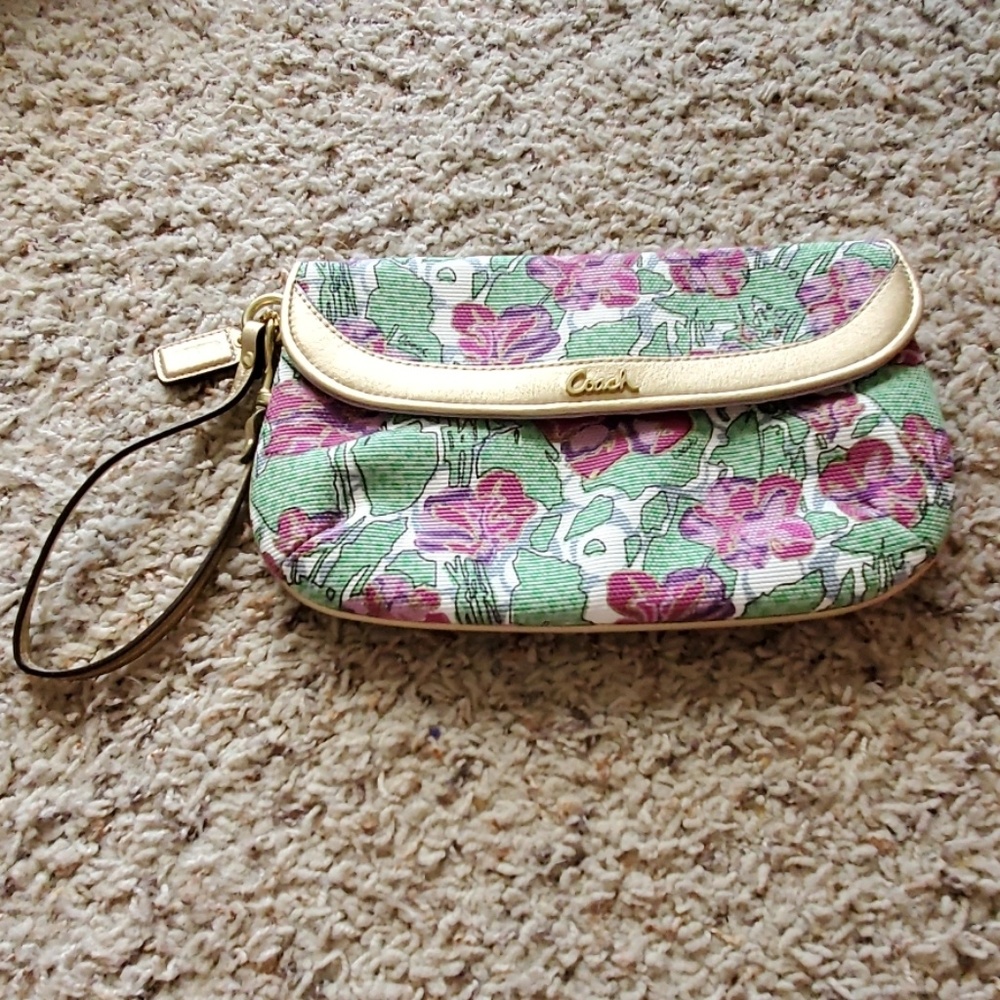Coach Wristlet Clutch Bag